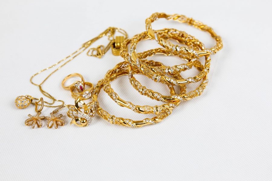 unique gold jewelry